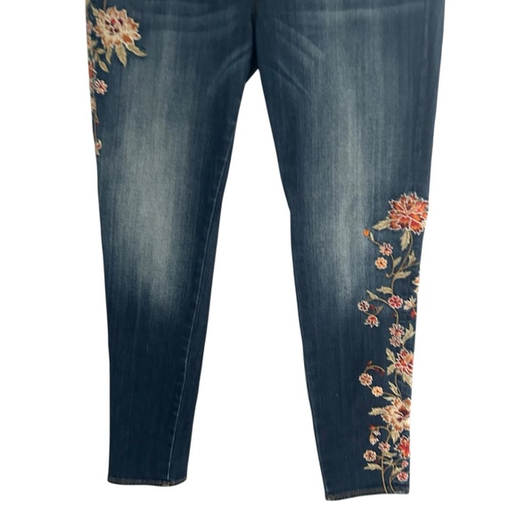Driftwood Jackie Floral Embroidered Mid-rise Skinny Jeans Dark Wash Denim Sz 31 - Picture 4 of 10